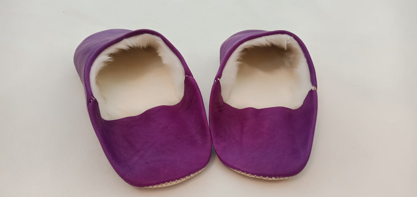 Babouches fur purple for home