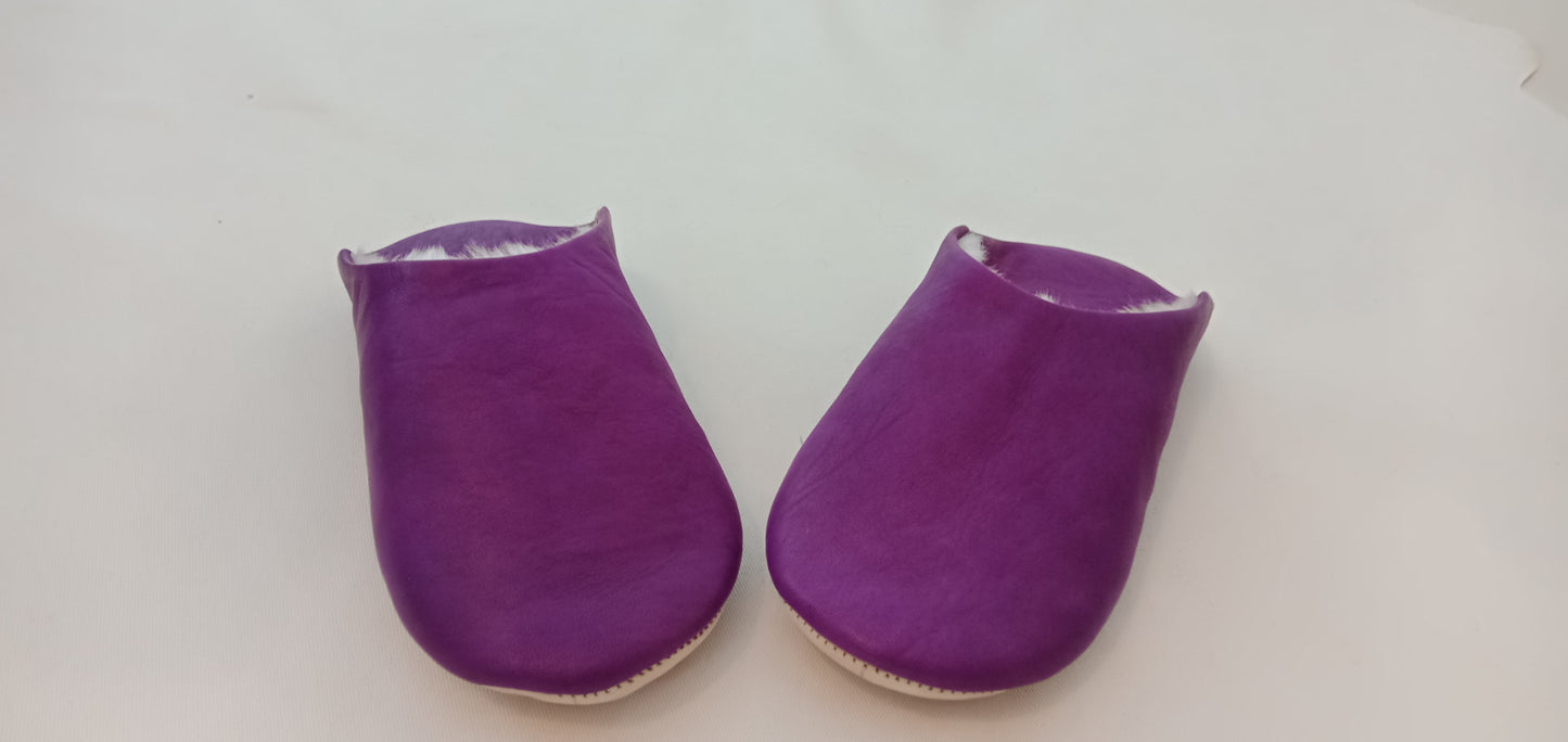 Babouches fur purple for home